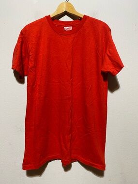 Vintage Single Stitch Hanes Cotton Tee Red Blank Shirt Size Large Men’s- USA